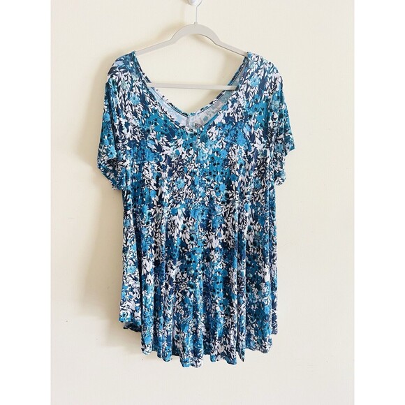 Roaman's Women's Plus Size L 18/20 Swing Ultra Tunic Top‎ Shirt Blue Floral - Picture 4 of 4